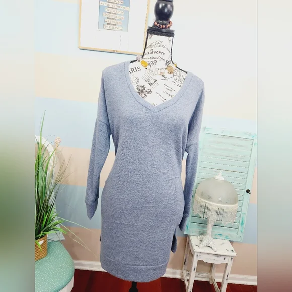 NEW! Zenana Outfitters Gray / Blue Long Sleeve - Oversized - Picture 4 of 9